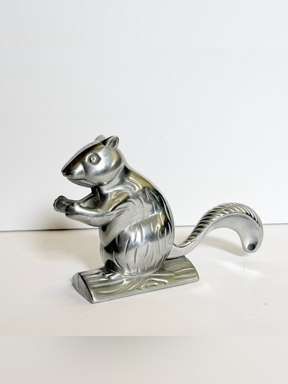 Vintage Davy Crackit Squirrel Mechanical Nutcracker Cast Aluminum